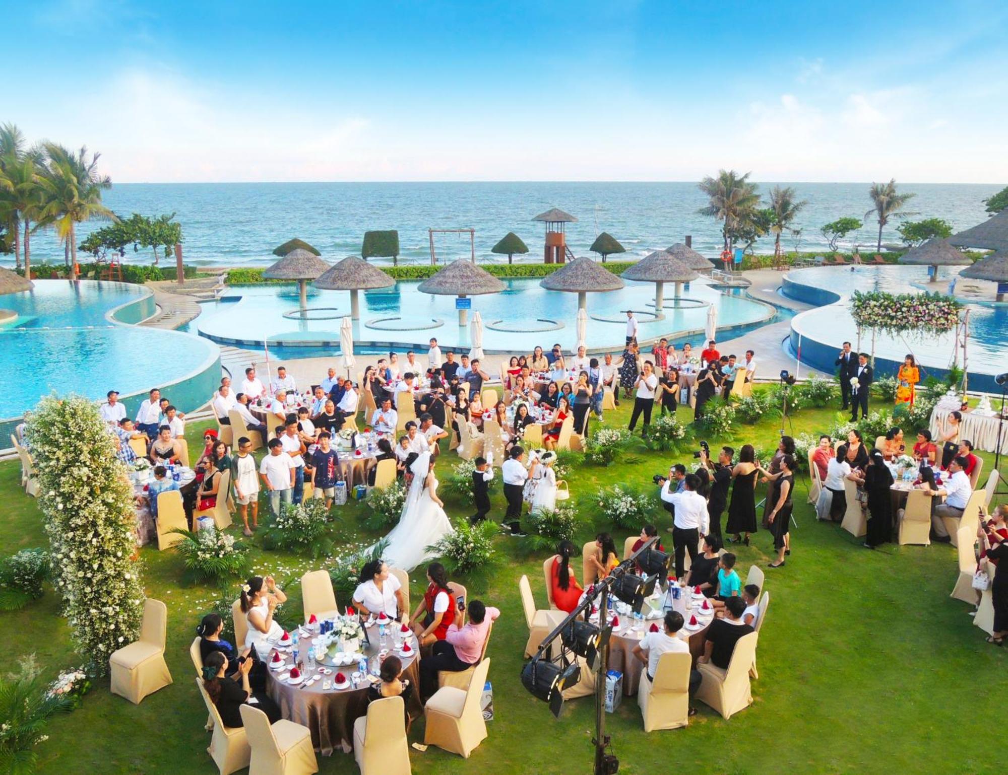 Vietsovpetro Ho Tram Beach Resort & Spa 外观 照片